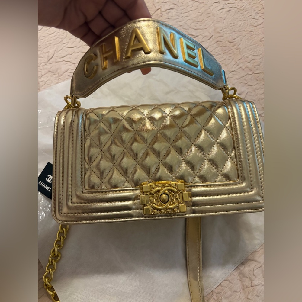 Fashion Metallic Gold Quilted Calfskin Medium Classic Double Flap Shoulder Bag - Picture 12 of 16